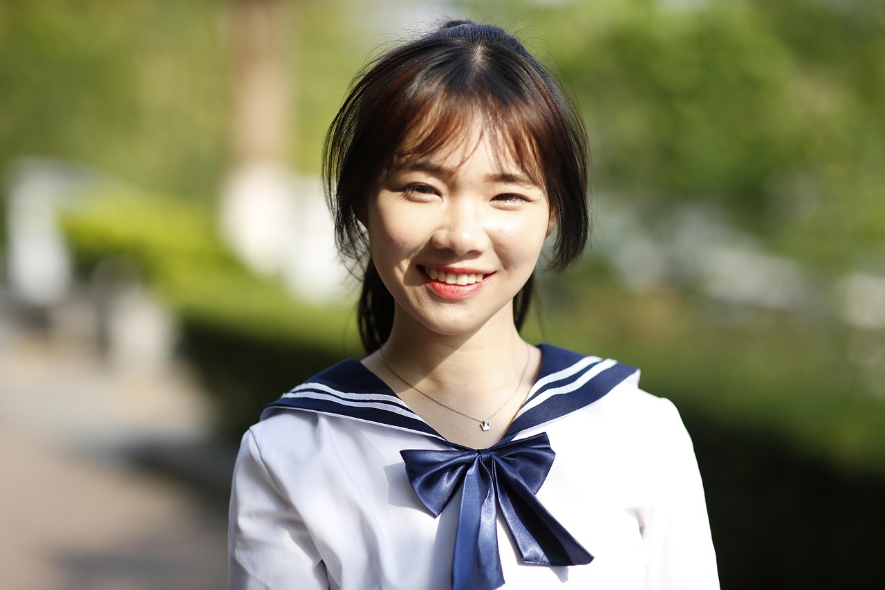 三月青春期，青春力量与艺术绽放的演员群星